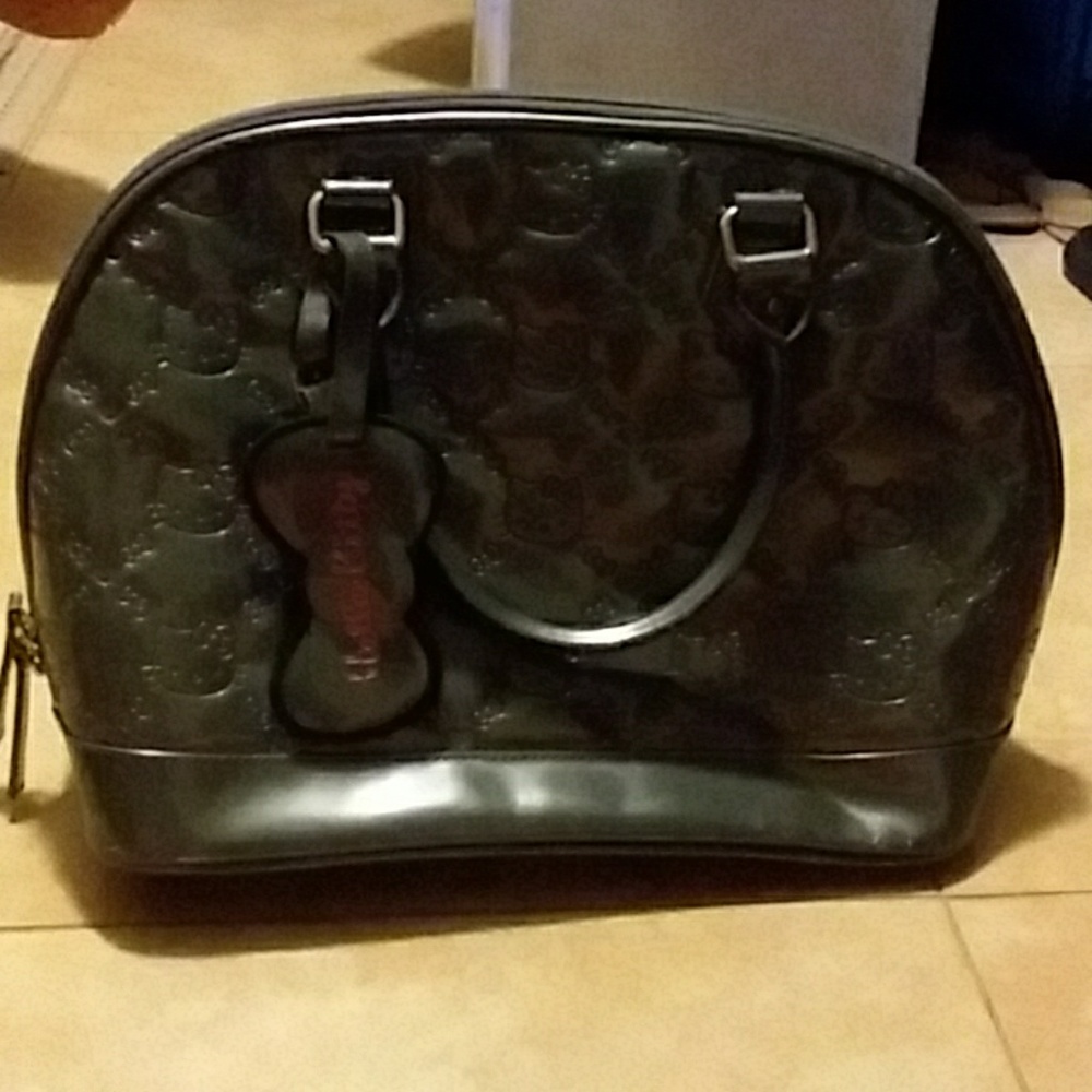 Hello kitty dome shaped purse